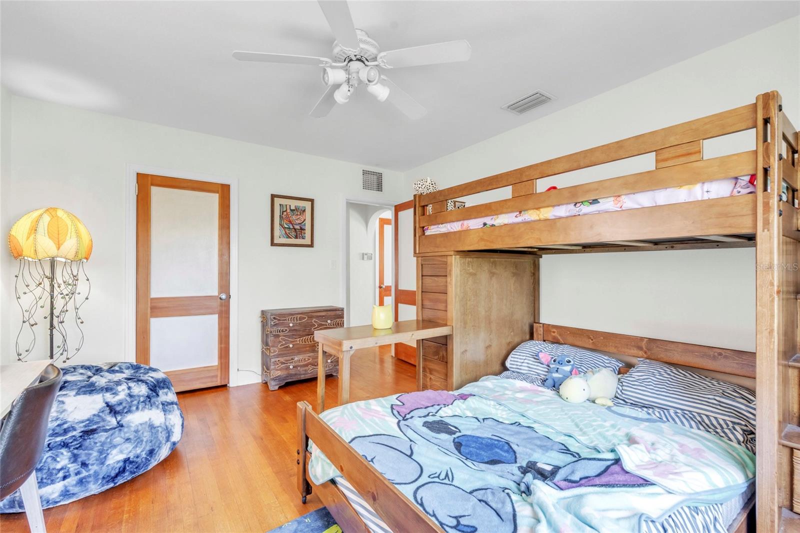 Image 21 of 34 For 451 25th Avenue N