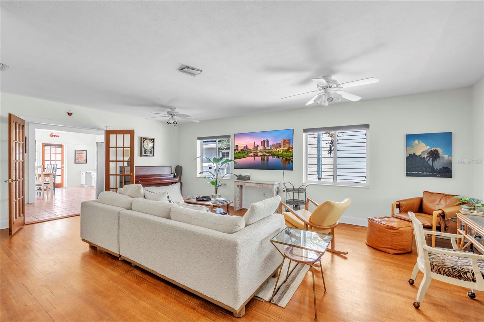 Image 5 of 34 For 451 25th Avenue N
