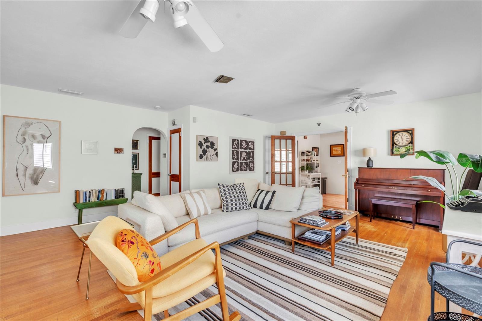 Image 6 of 34 For 451 25th Avenue N