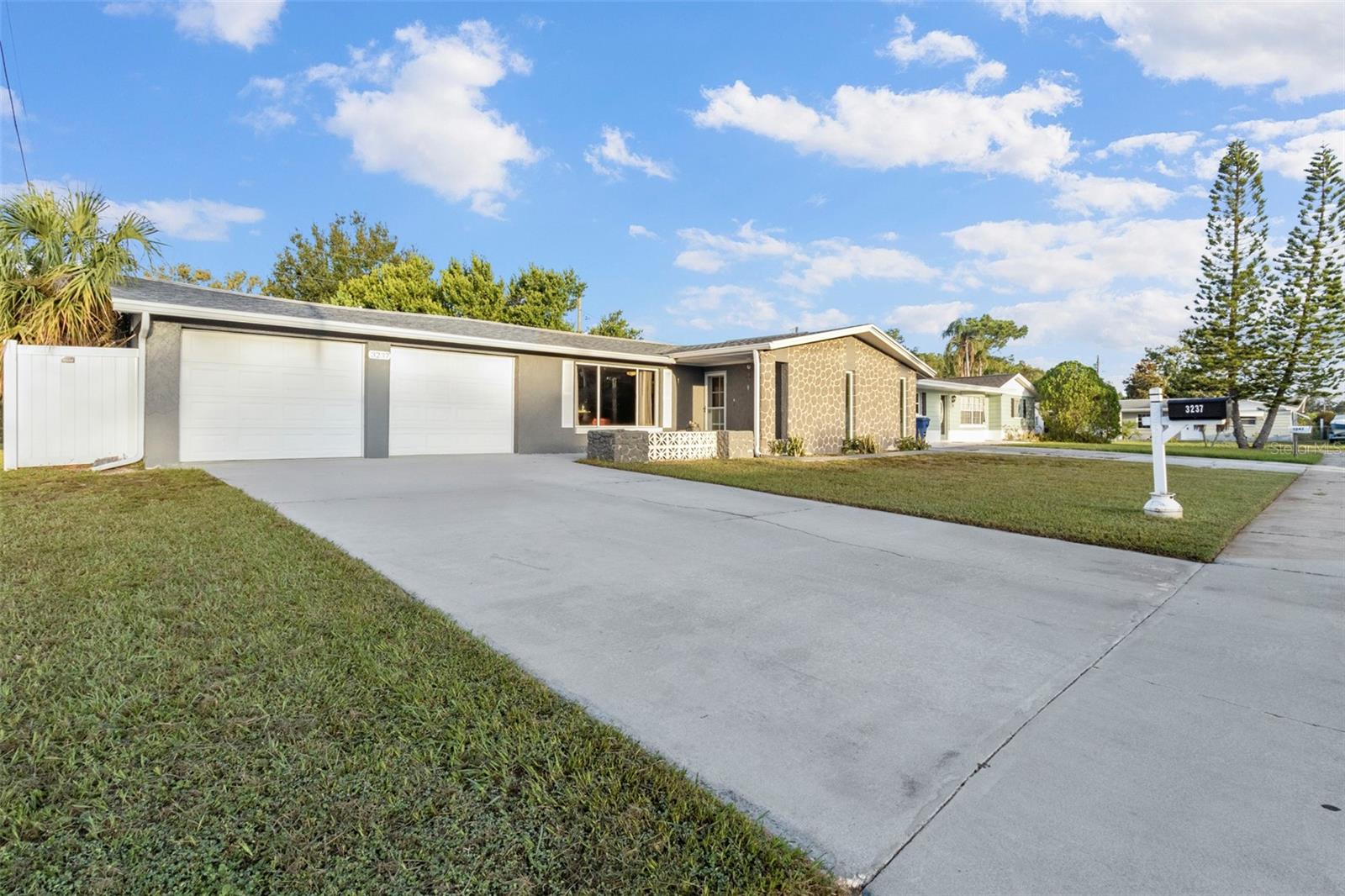 Details for 3237 Sanford Drive, HOLIDAY, FL 34691