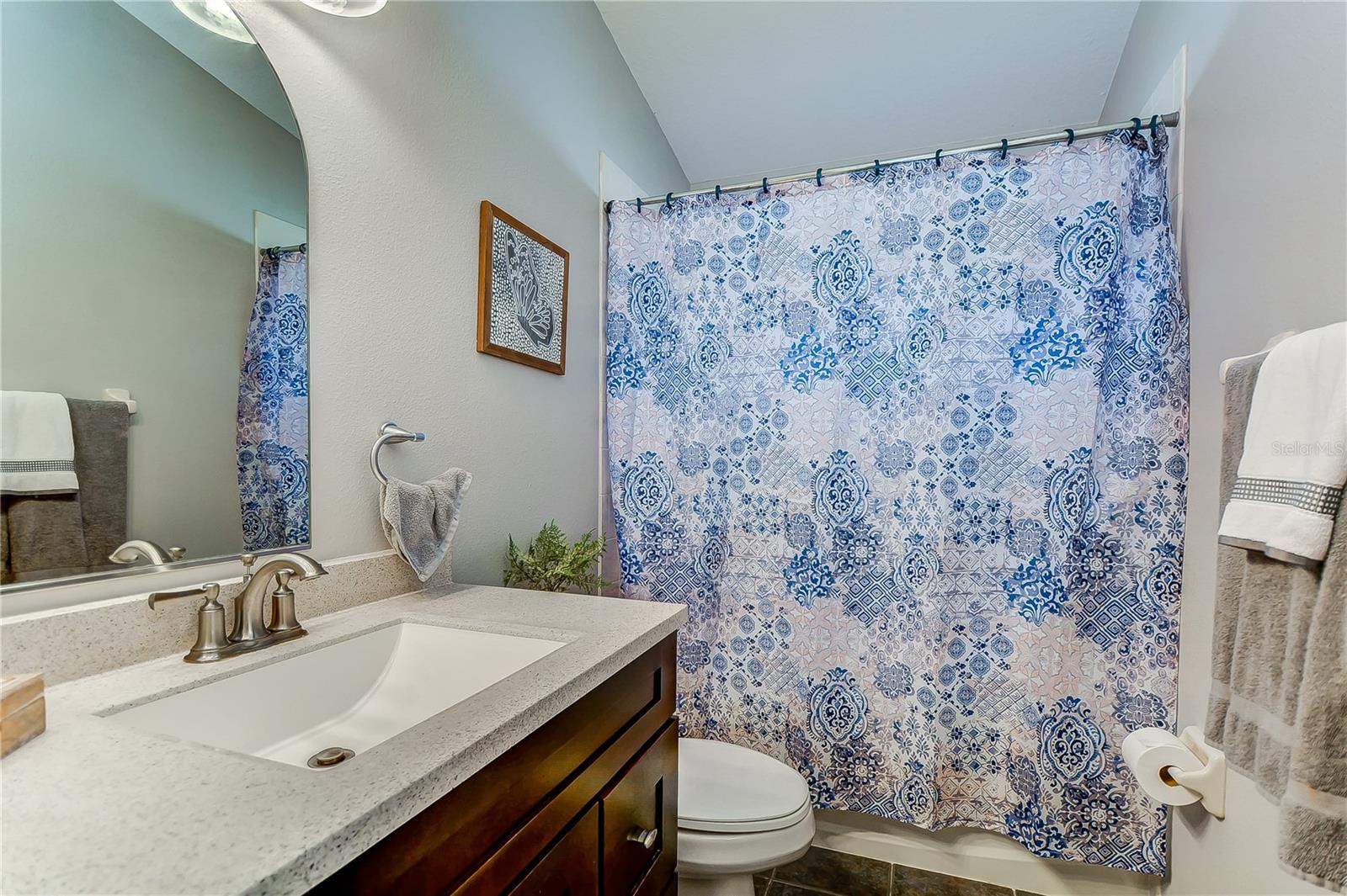 Image 19 of 53 For 21823 Waverly Shores Lane
