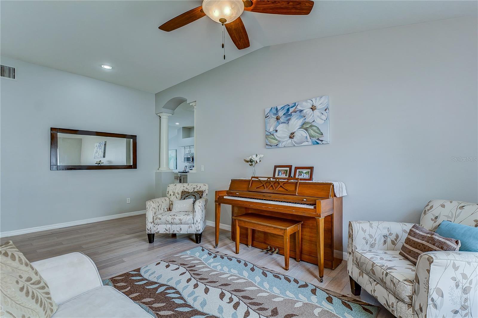 Image 7 of 53 For 21823 Waverly Shores Lane