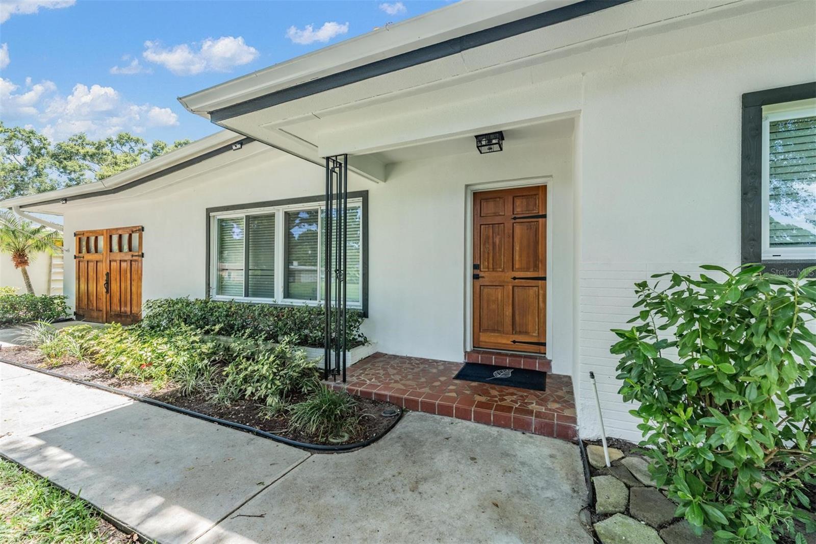 Image 3 of 29 For 559 Oakwood Drive