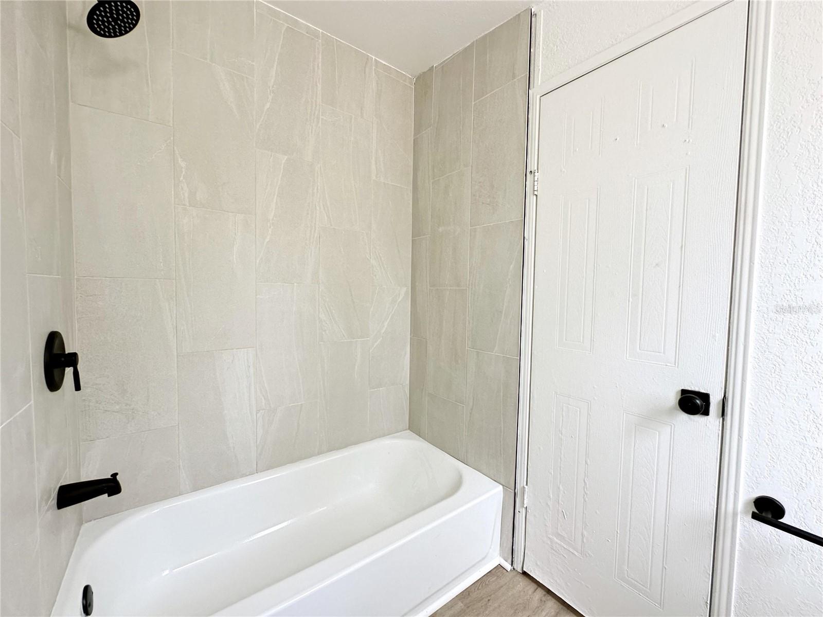 Image 15 of 23 For 16347 Breakwater Lane