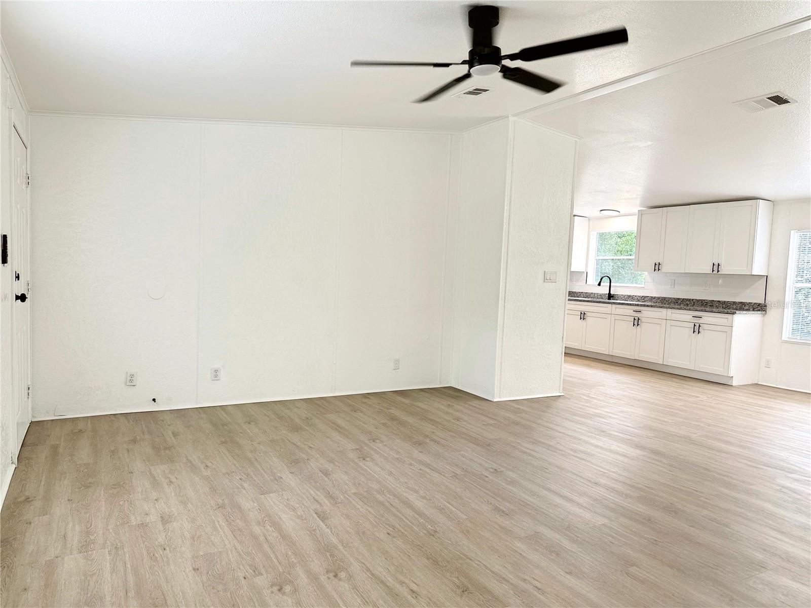 Image 2 of 23 For 16347 Breakwater Lane
