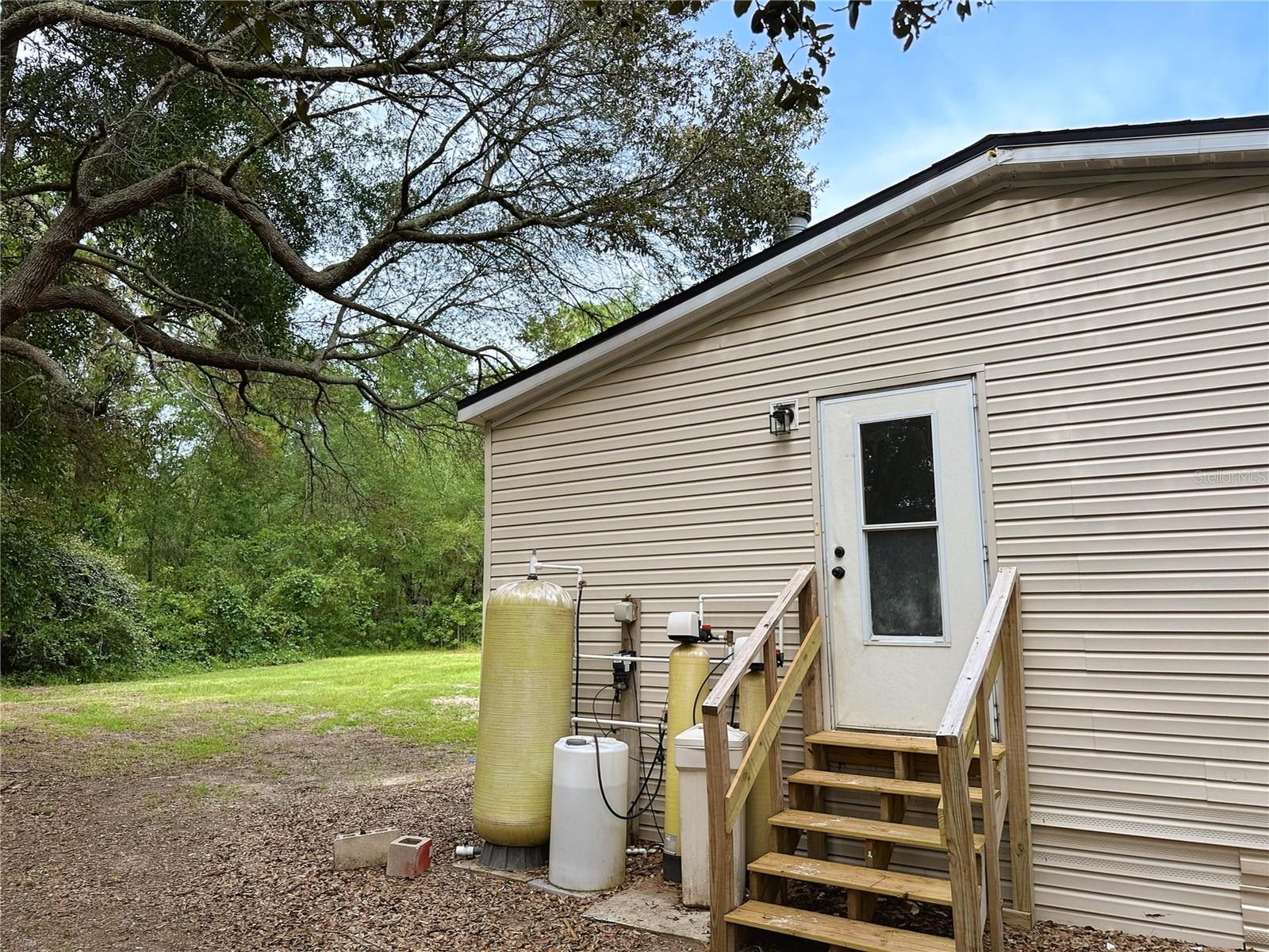 Image 21 of 23 For 16347 Breakwater Lane