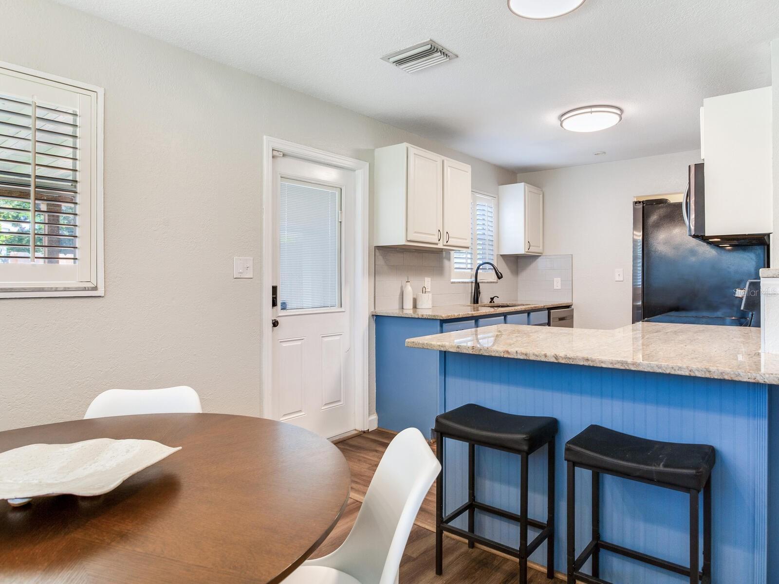 Image 14 of 42 For 4431 Trilby Avenue