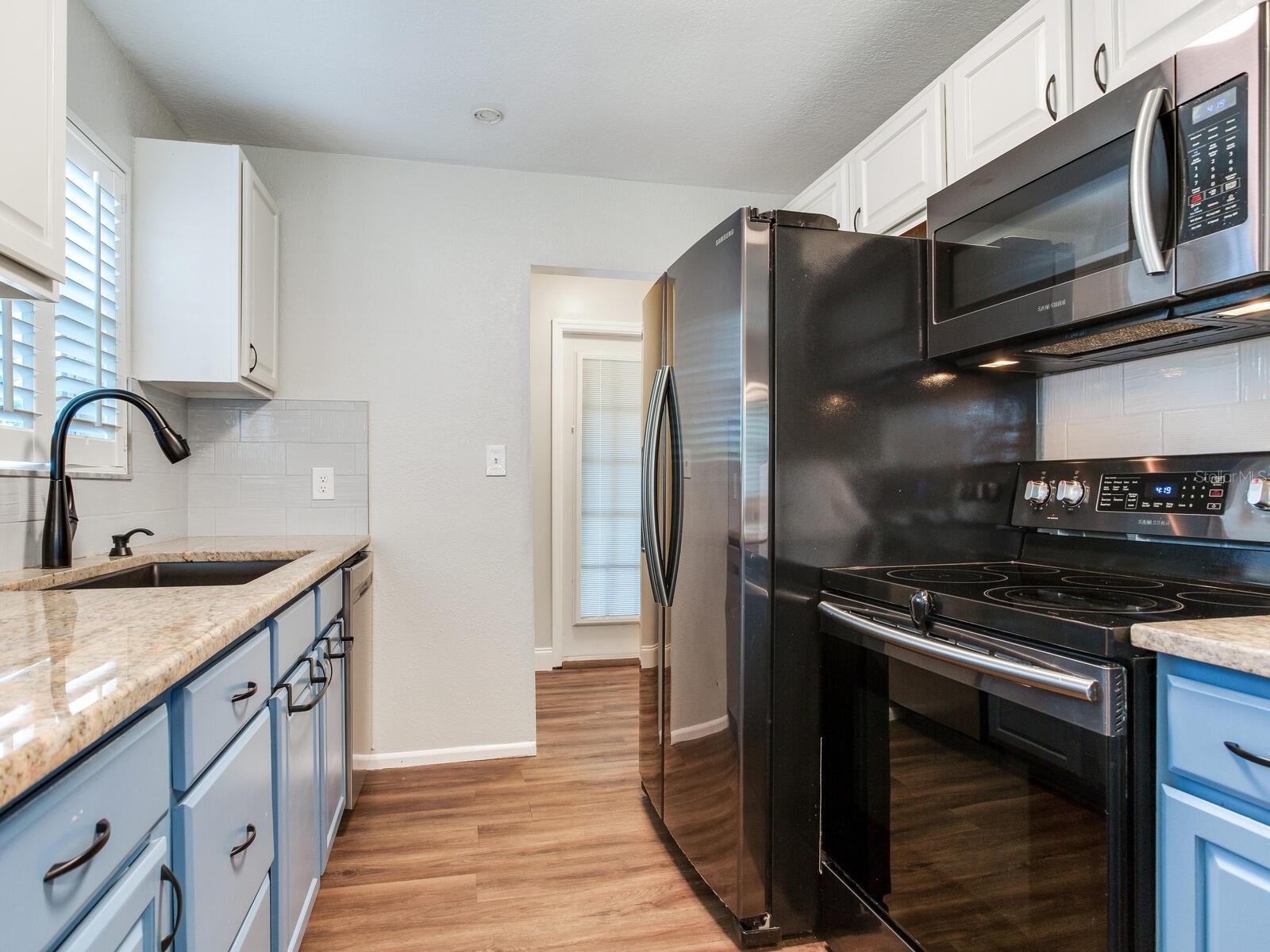 Image 20 of 42 For 4431 Trilby Avenue