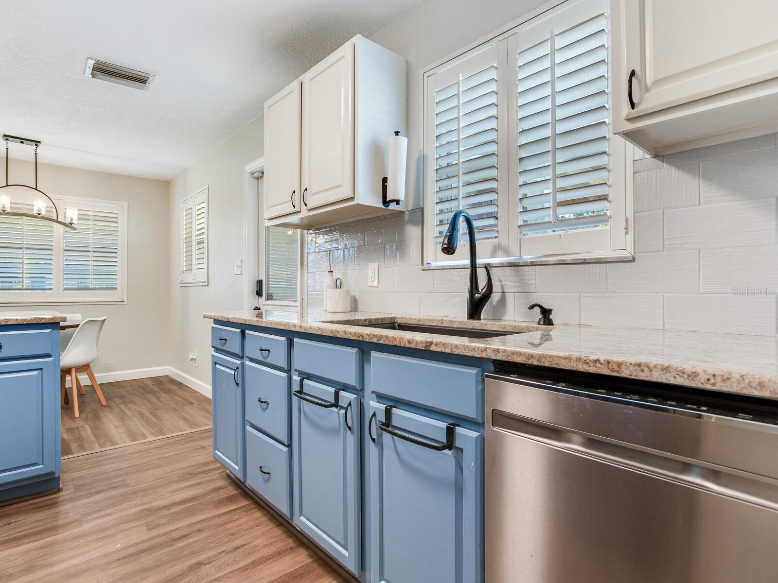 Image 21 of 42 For 4431 Trilby Avenue