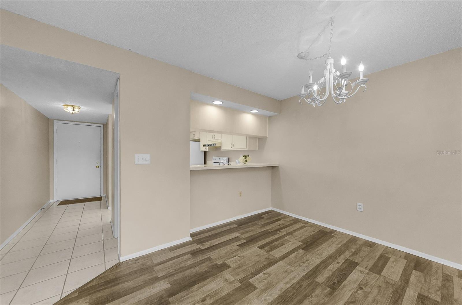 Image 11 of 44 For 213 Mary Drive 213
