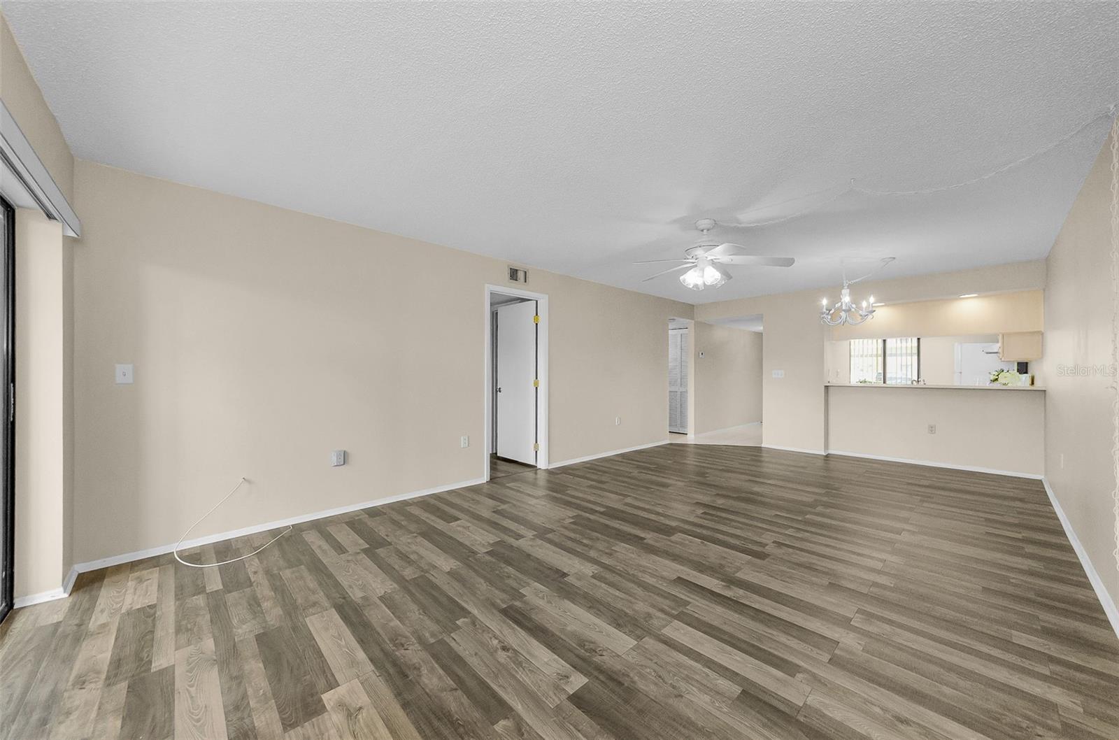 Image 14 of 44 For 213 Mary Drive 213