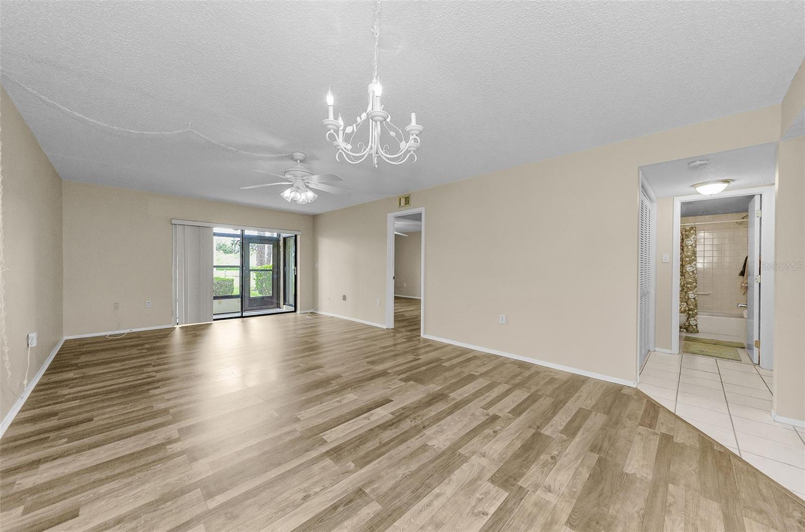 Image 9 of 44 For 213 Mary Drive 213