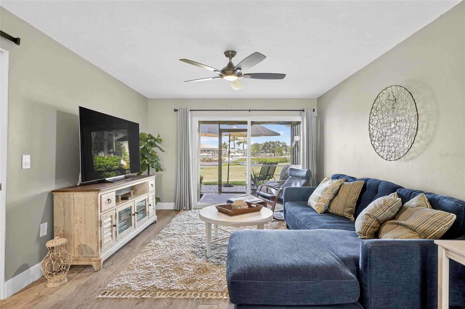 Image 19 of 81 For 1028 Apollo Beach Boulevard 114