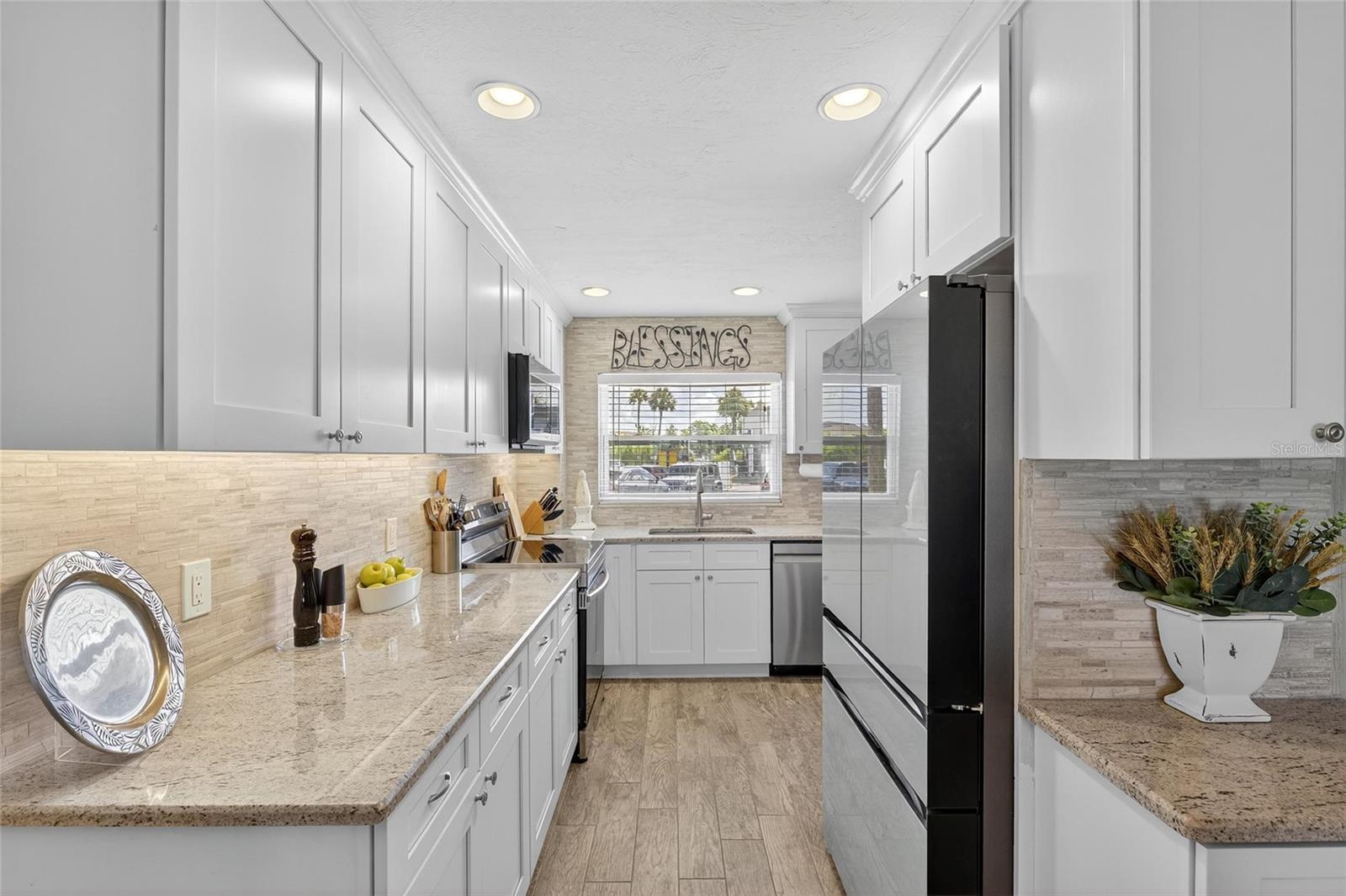 Image 26 of 81 For 1028 Apollo Beach Boulevard 114