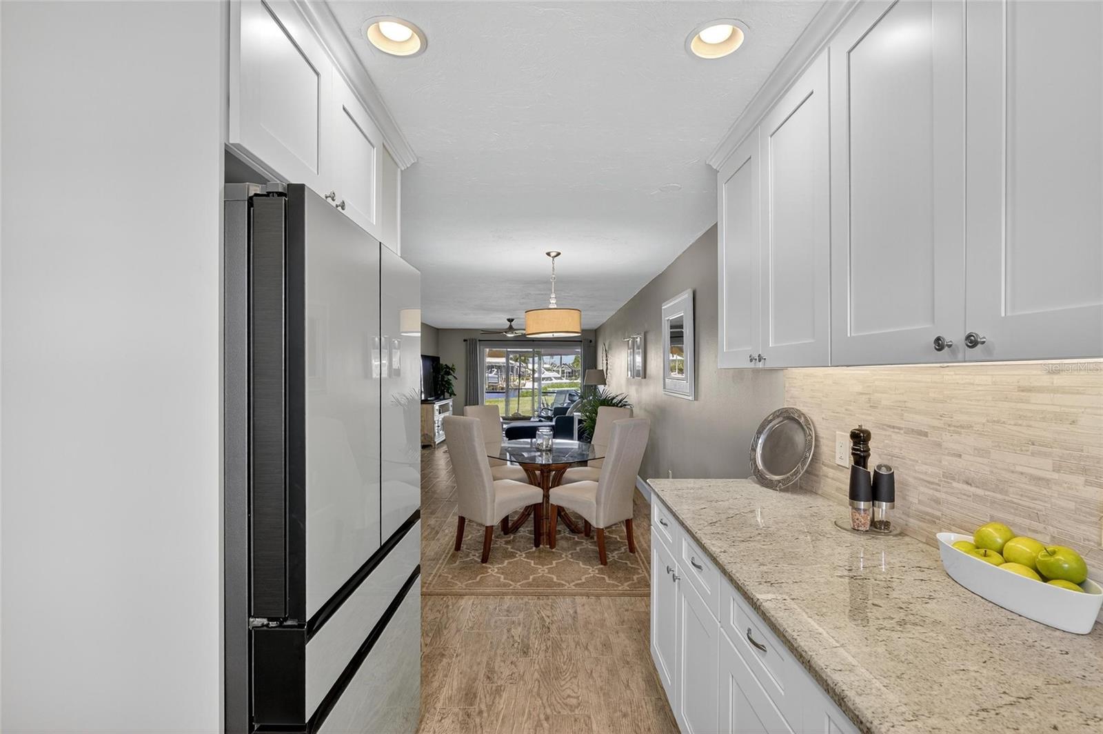 Image 28 of 81 For 1028 Apollo Beach Boulevard 114