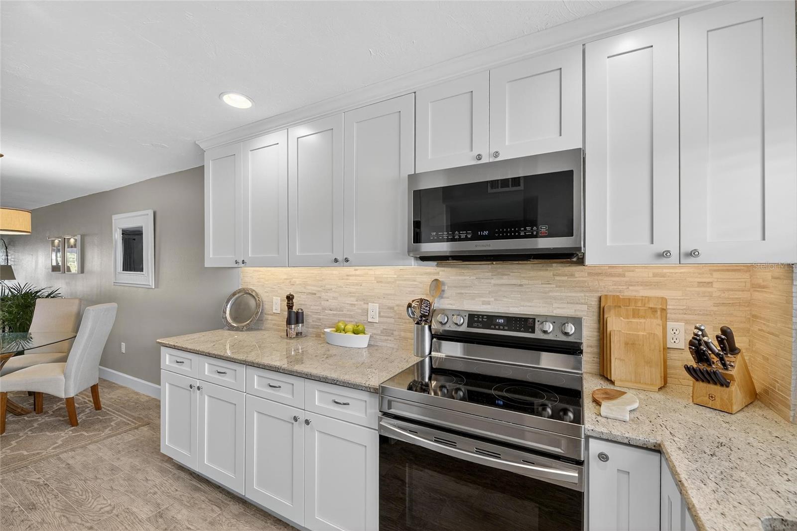 Image 29 of 81 For 1028 Apollo Beach Boulevard 114