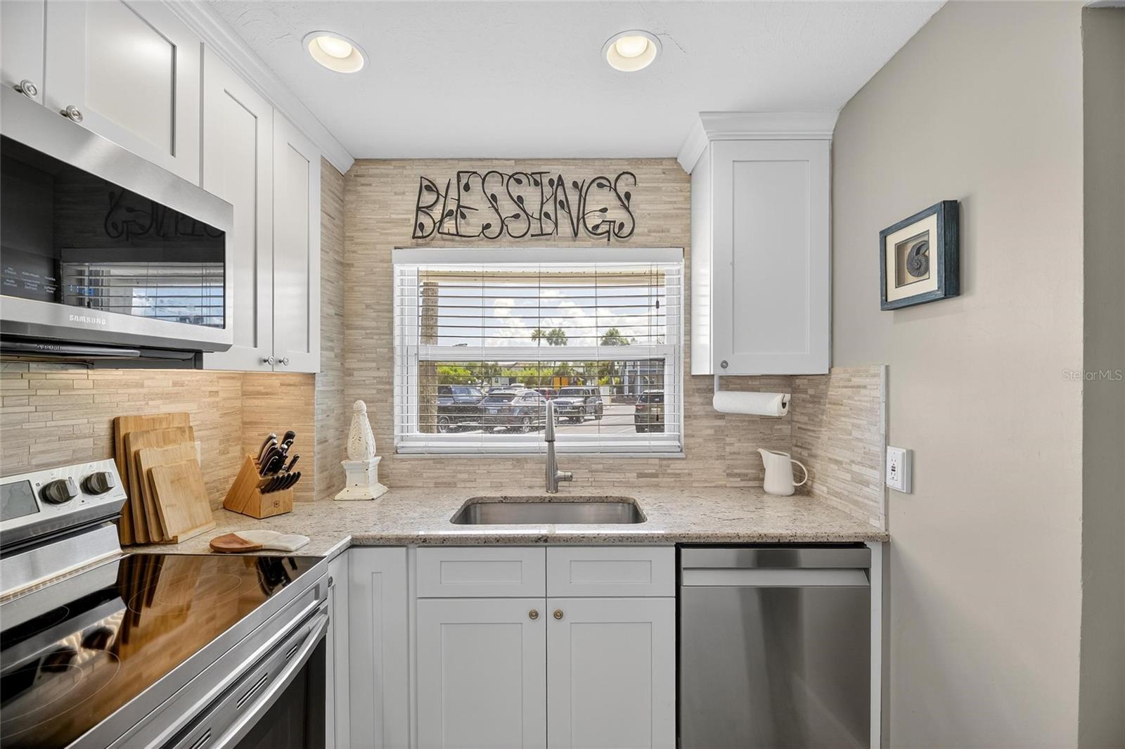 Image 31 of 81 For 1028 Apollo Beach Boulevard 114