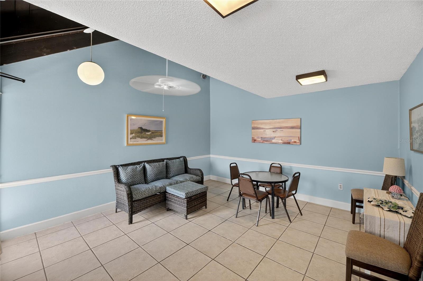Image 46 of 81 For 1028 Apollo Beach Boulevard 114