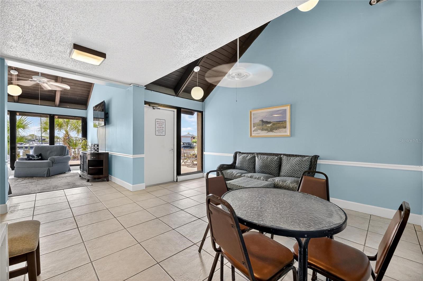 Image 47 of 81 For 1028 Apollo Beach Boulevard 114