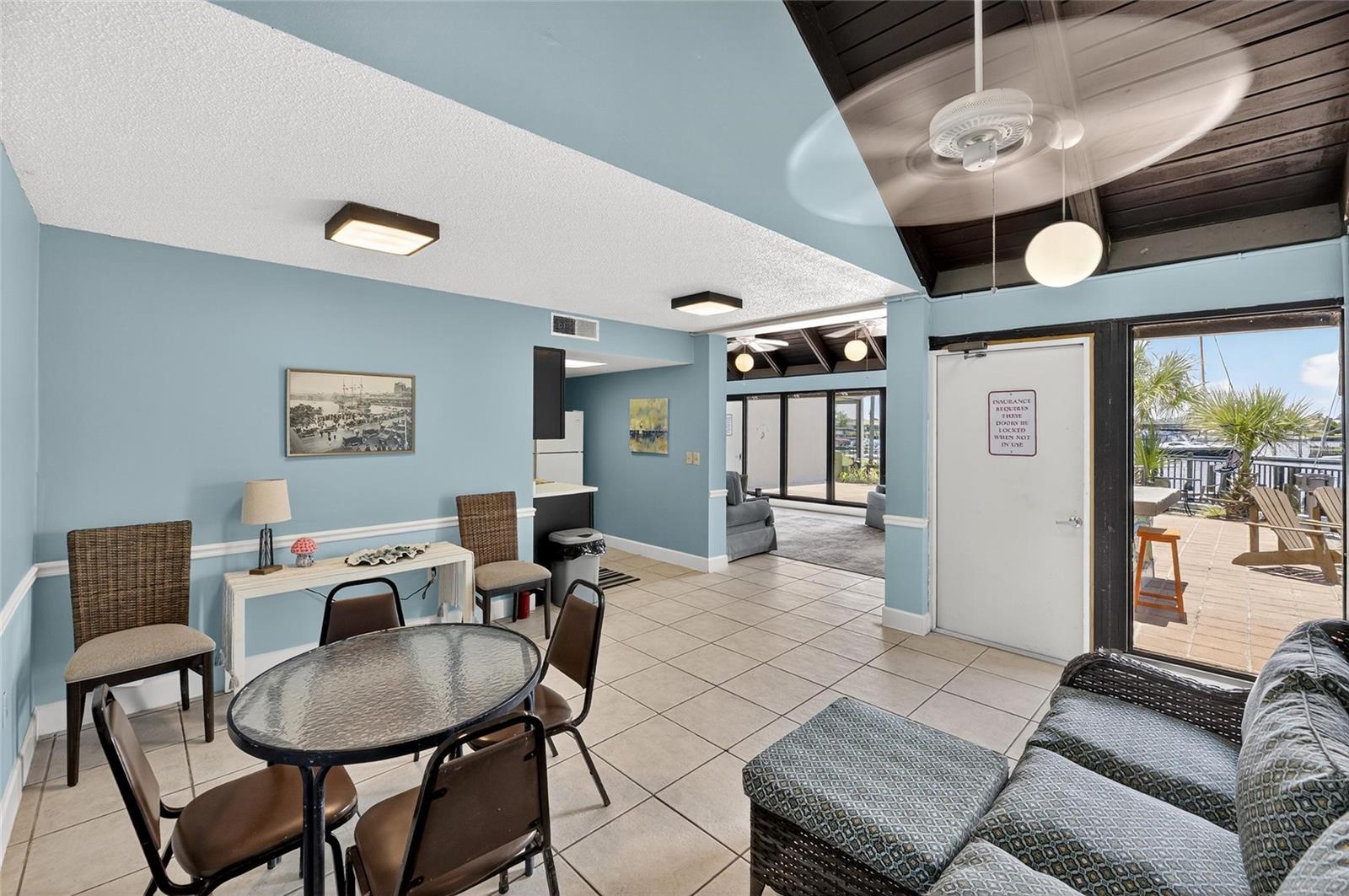 Image 48 of 81 For 1028 Apollo Beach Boulevard 114