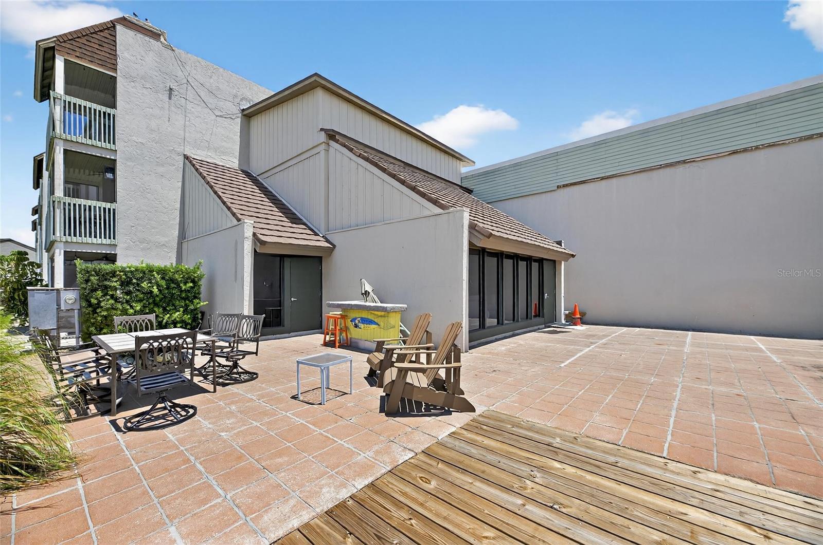 Image 61 of 81 For 1028 Apollo Beach Boulevard 114