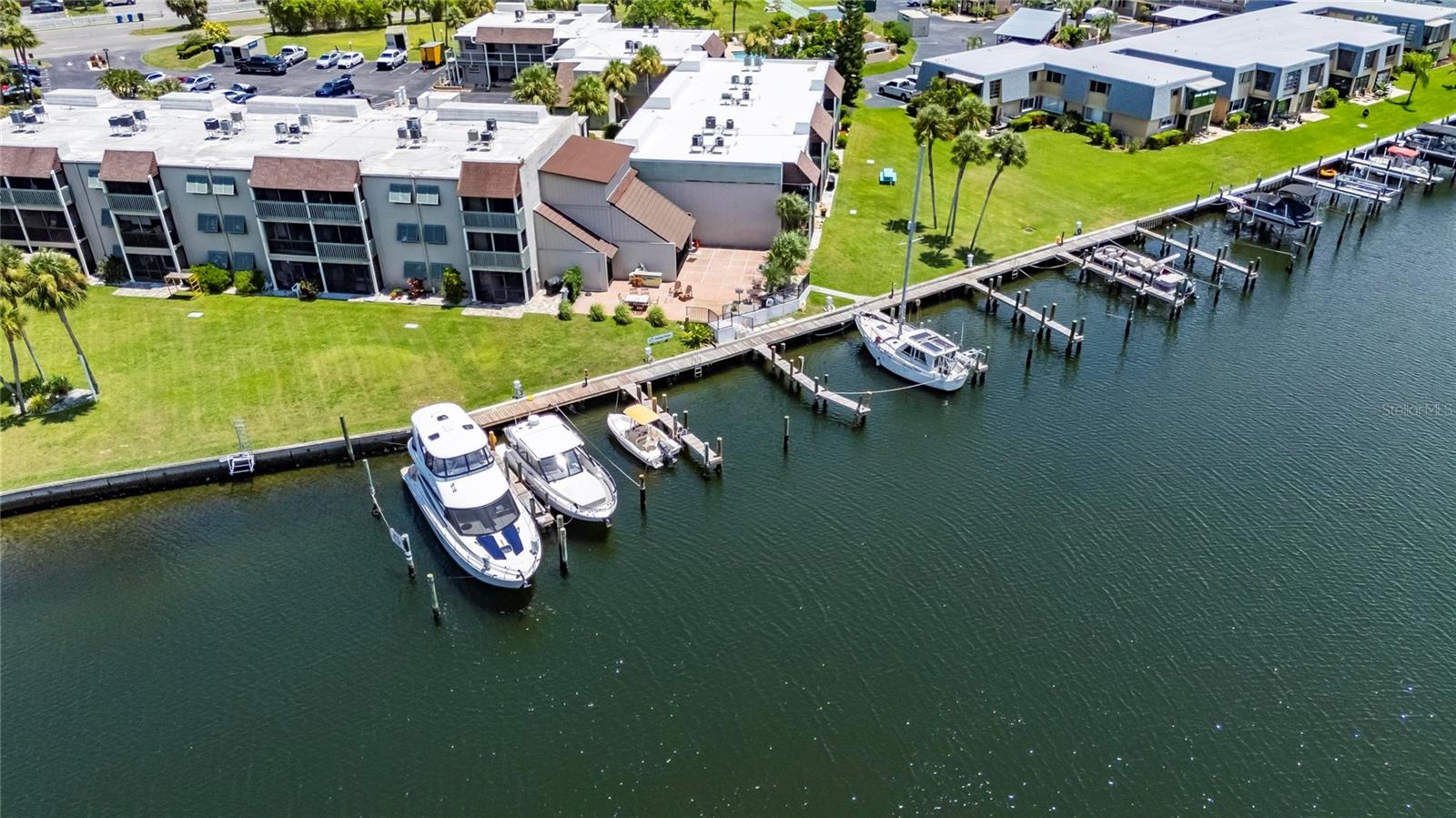 Image 73 of 81 For 1028 Apollo Beach Boulevard 114