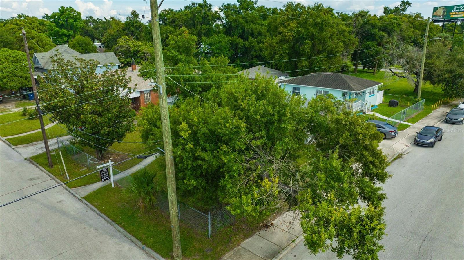 Image 46 of 49 For 701 Adalee Street