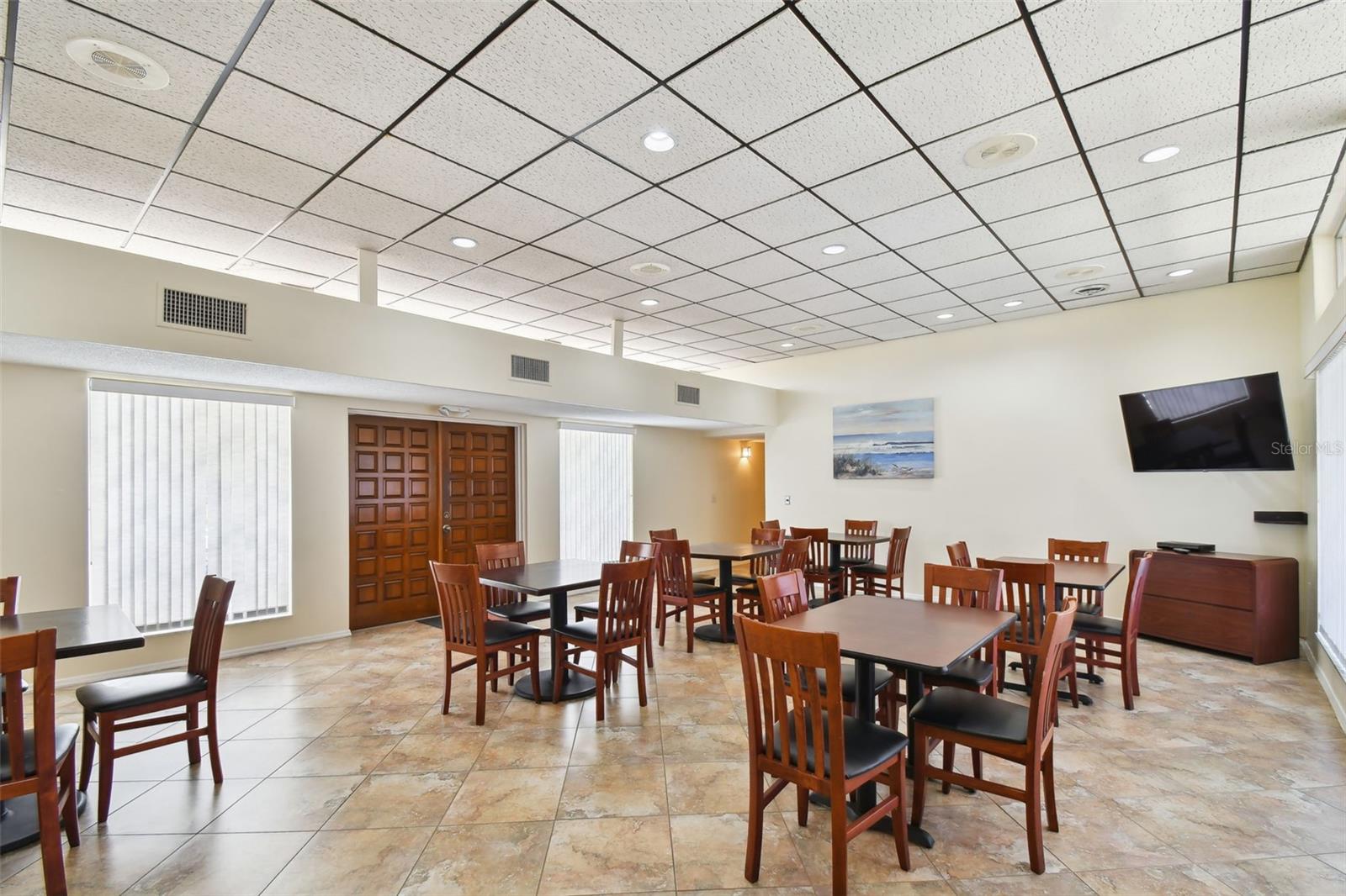 Image 31 of 44 For 9700 Starkey Road 322