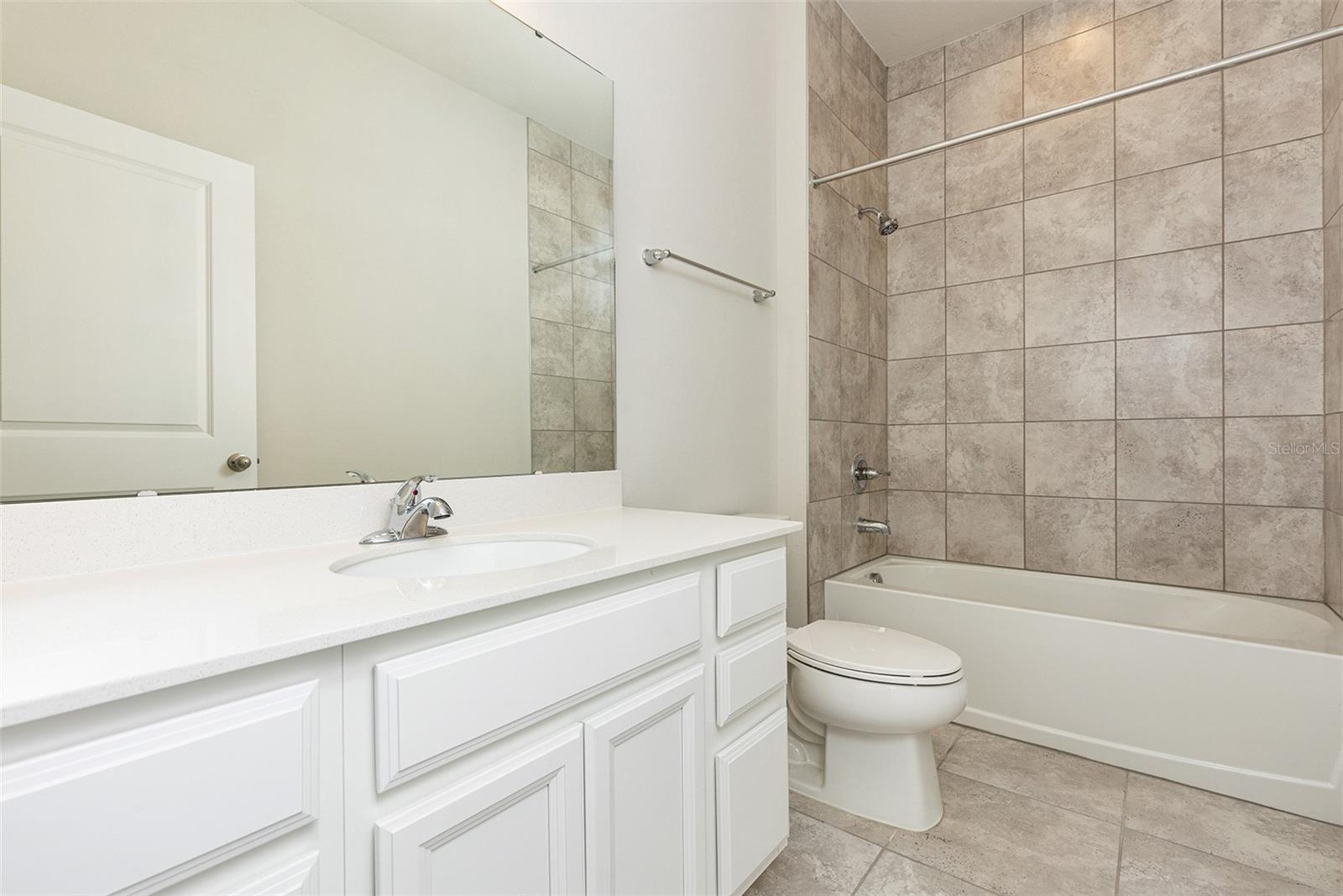 Image 15 of 40 For 11889 Bristol Bridge Rd