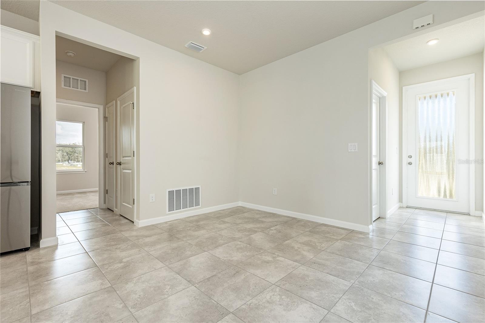 Image 6 of 40 For 11889 Bristol Bridge Rd
