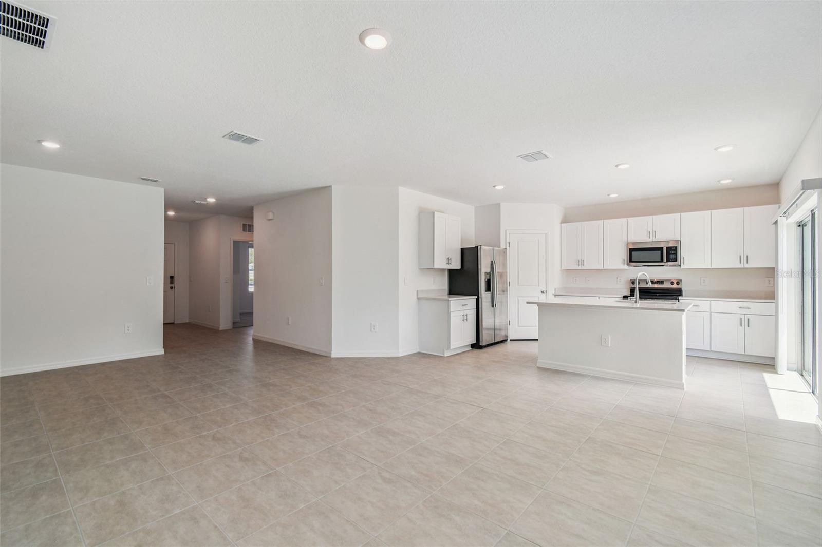Image 14 of 64 For 13354 Tropical Breeze Way