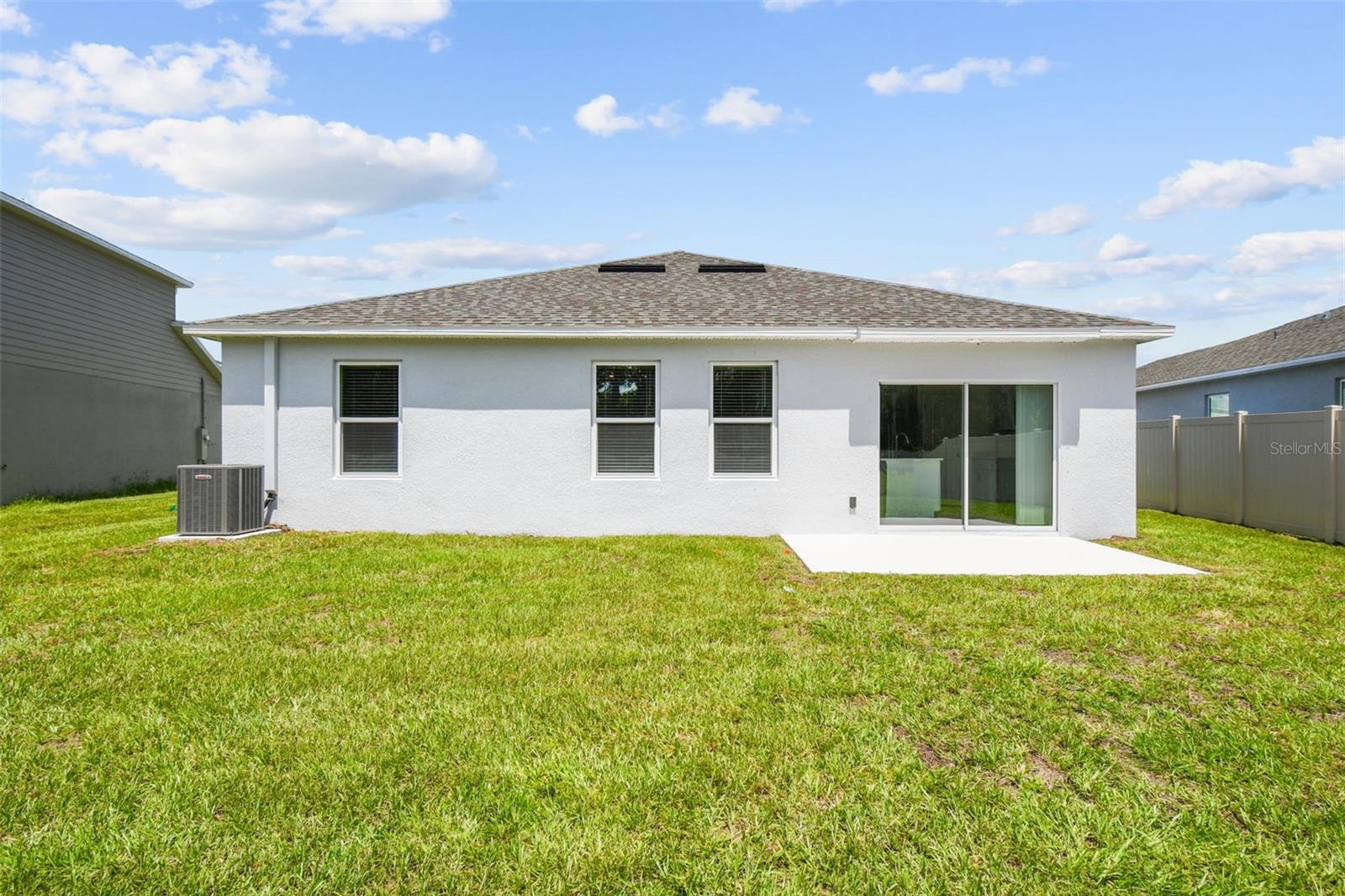 Image 40 of 64 For 13354 Tropical Breeze Way