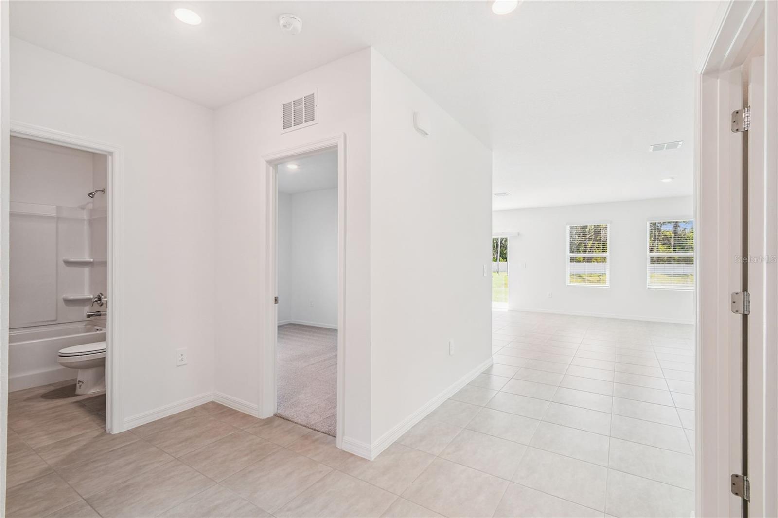 Image 8 of 64 For 13354 Tropical Breeze Way