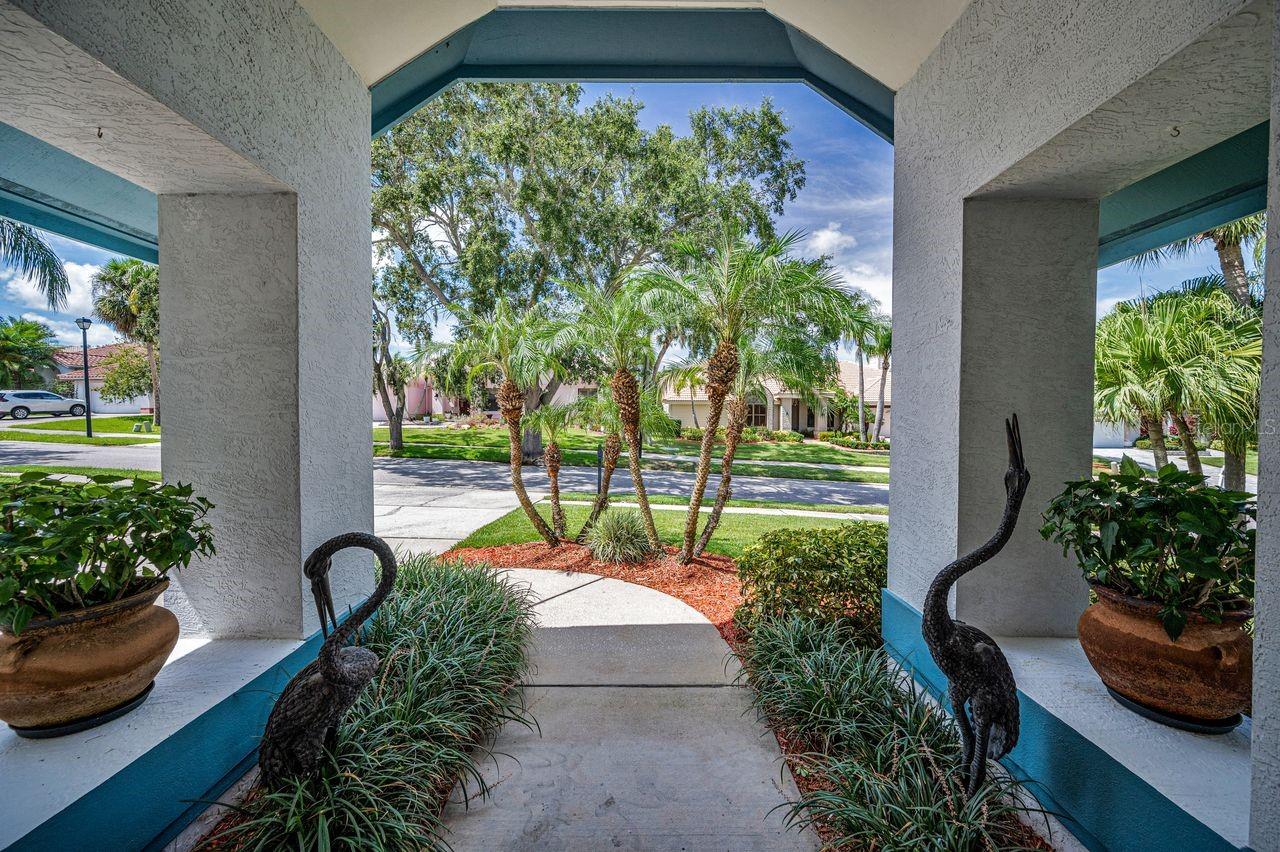 Image 4 of 62 For 110 Woodcreek Drive S