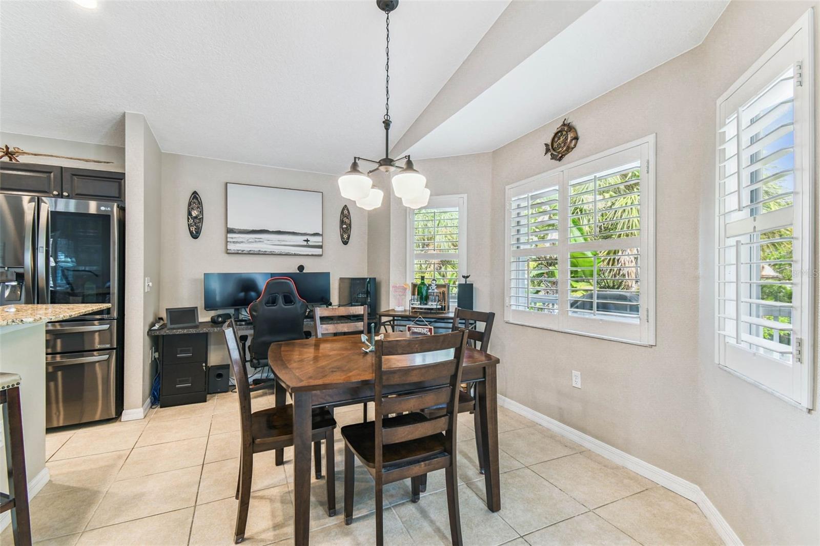 Image 14 of 87 For 8178 River Point Drive