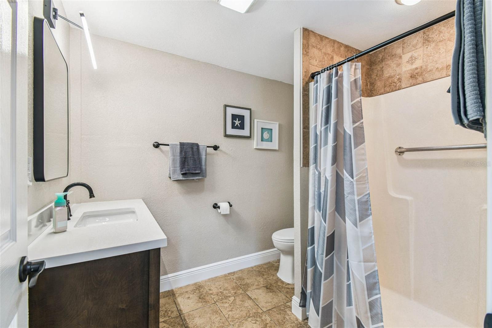 Image 46 of 87 For 8178 River Point Drive
