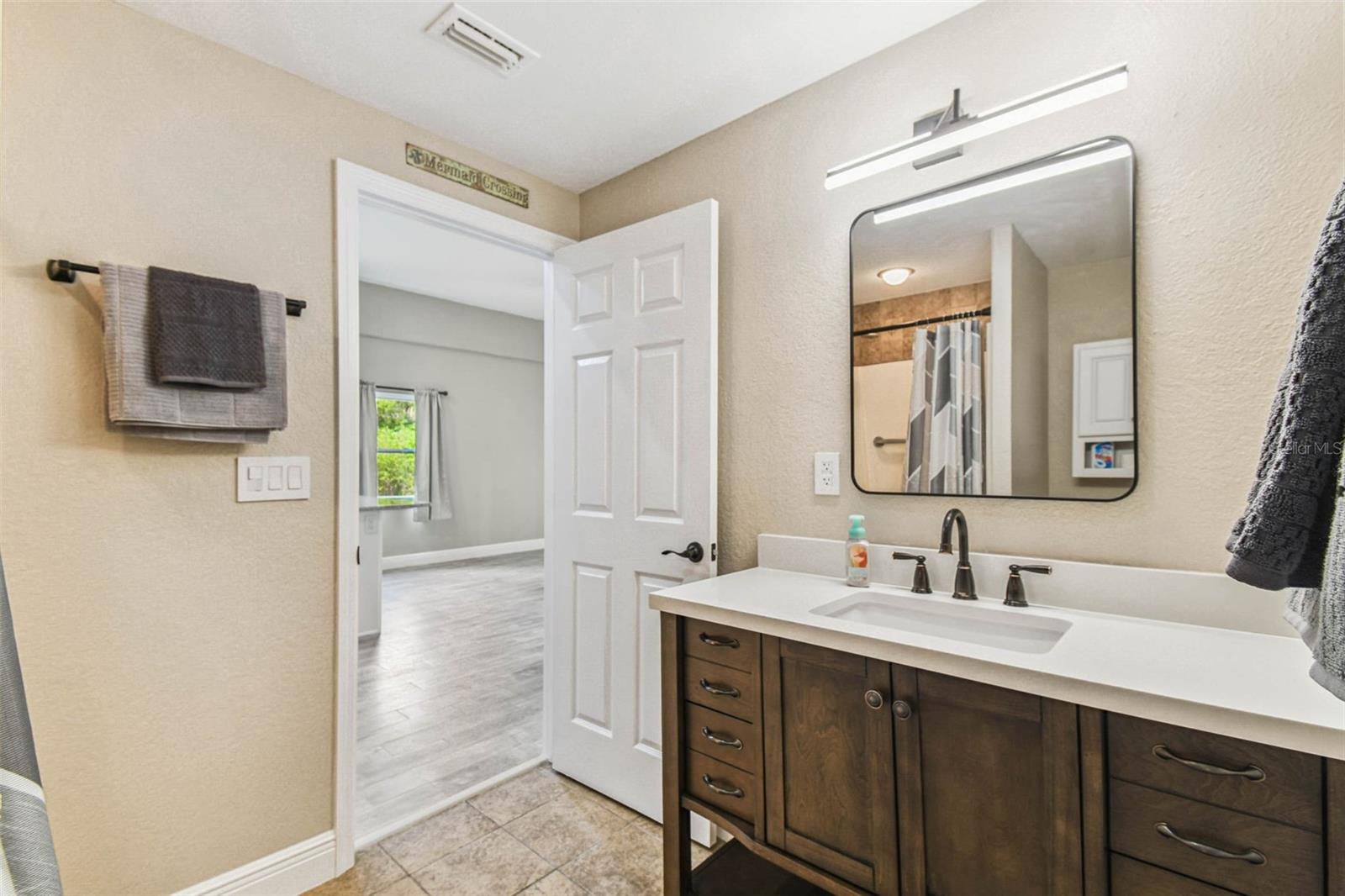 Image 47 of 87 For 8178 River Point Drive