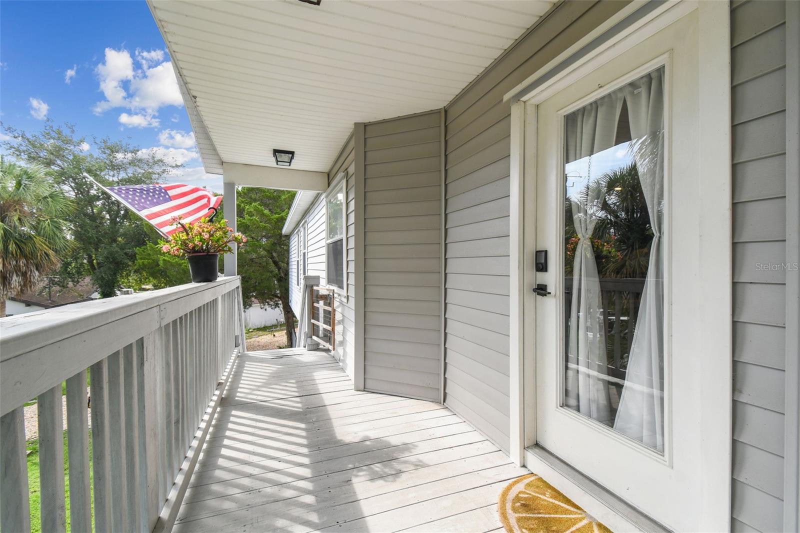 Image 6 of 87 For 8178 River Point Drive