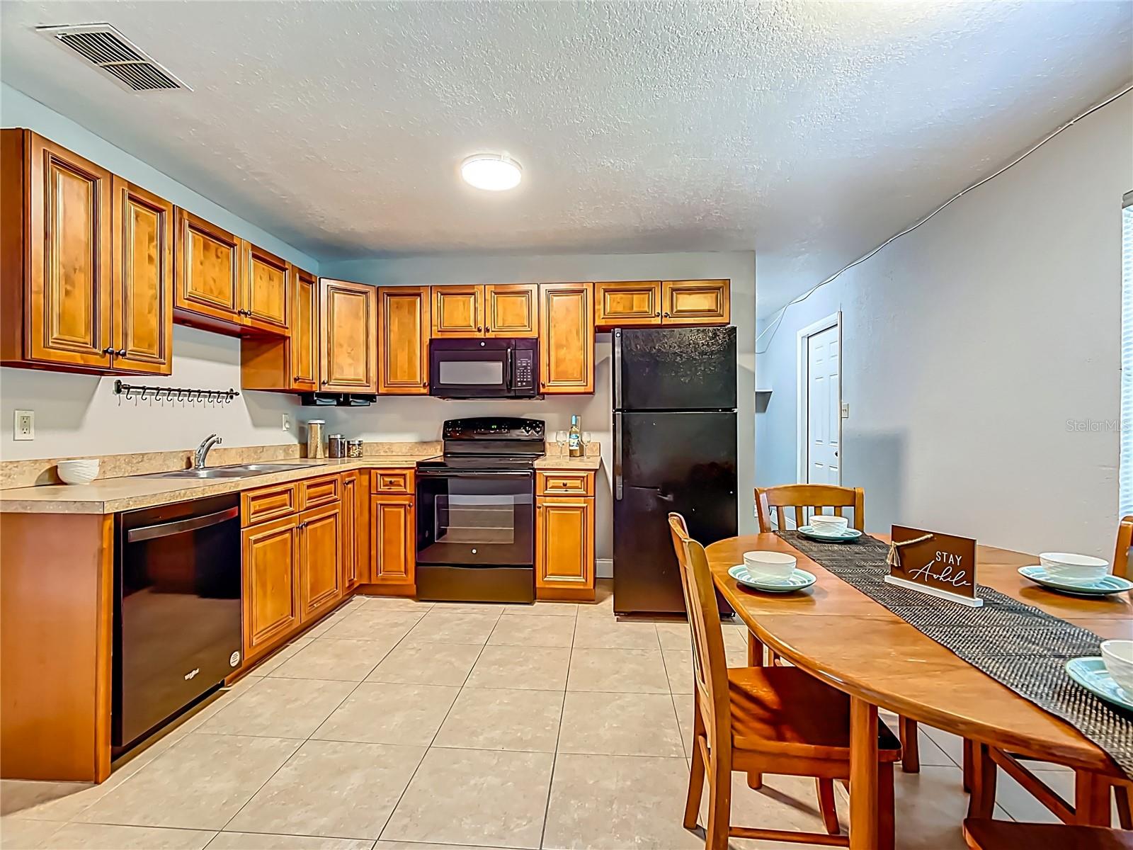 Image 12 of 42 For 2906 Willow Drive