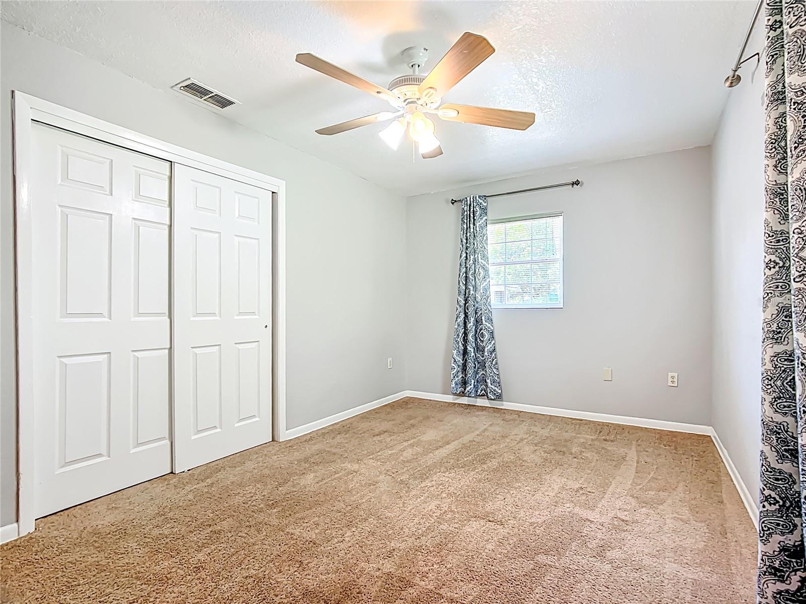 Image 25 of 42 For 2906 Willow Drive