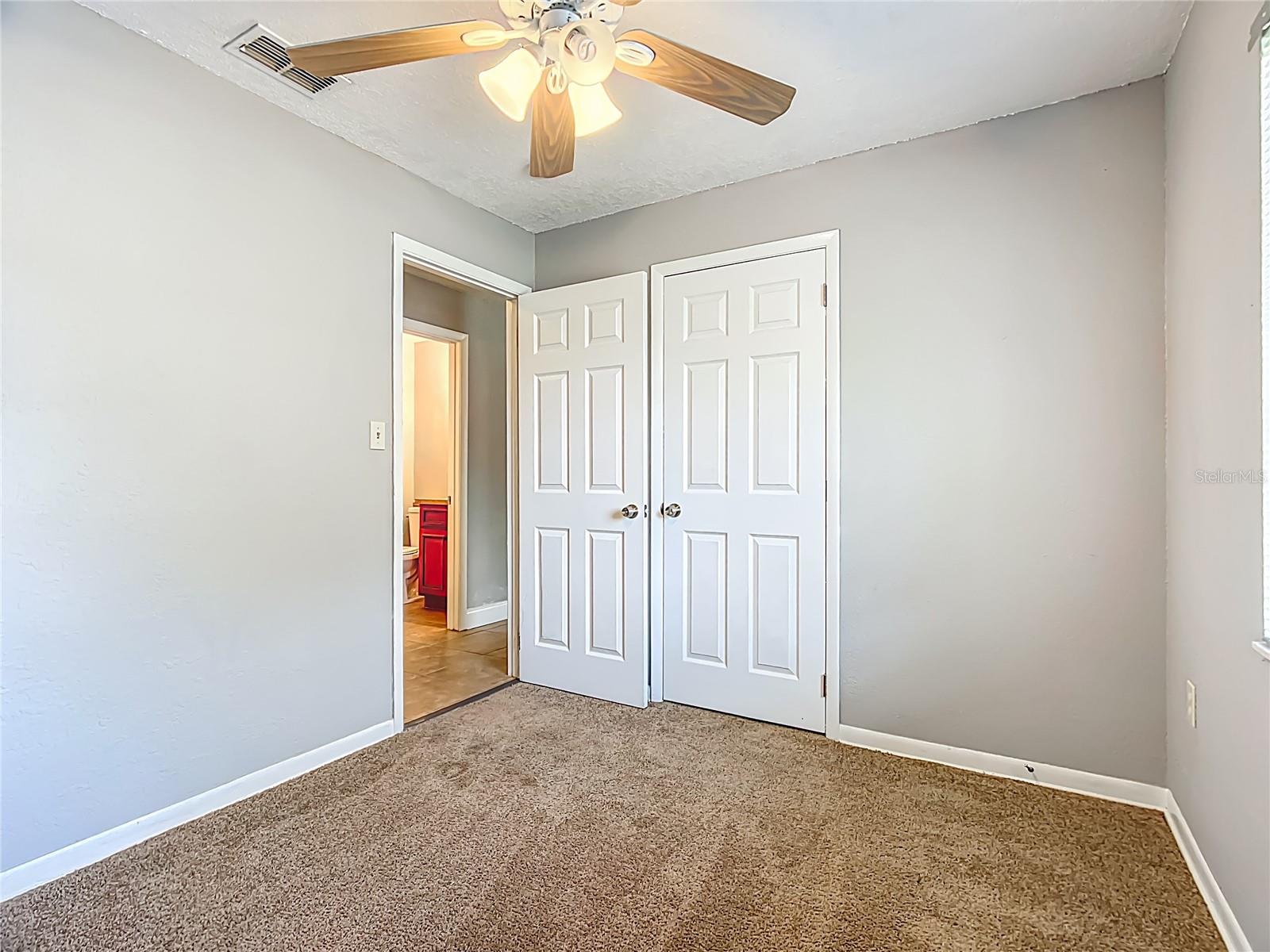 Image 29 of 42 For 2906 Willow Drive
