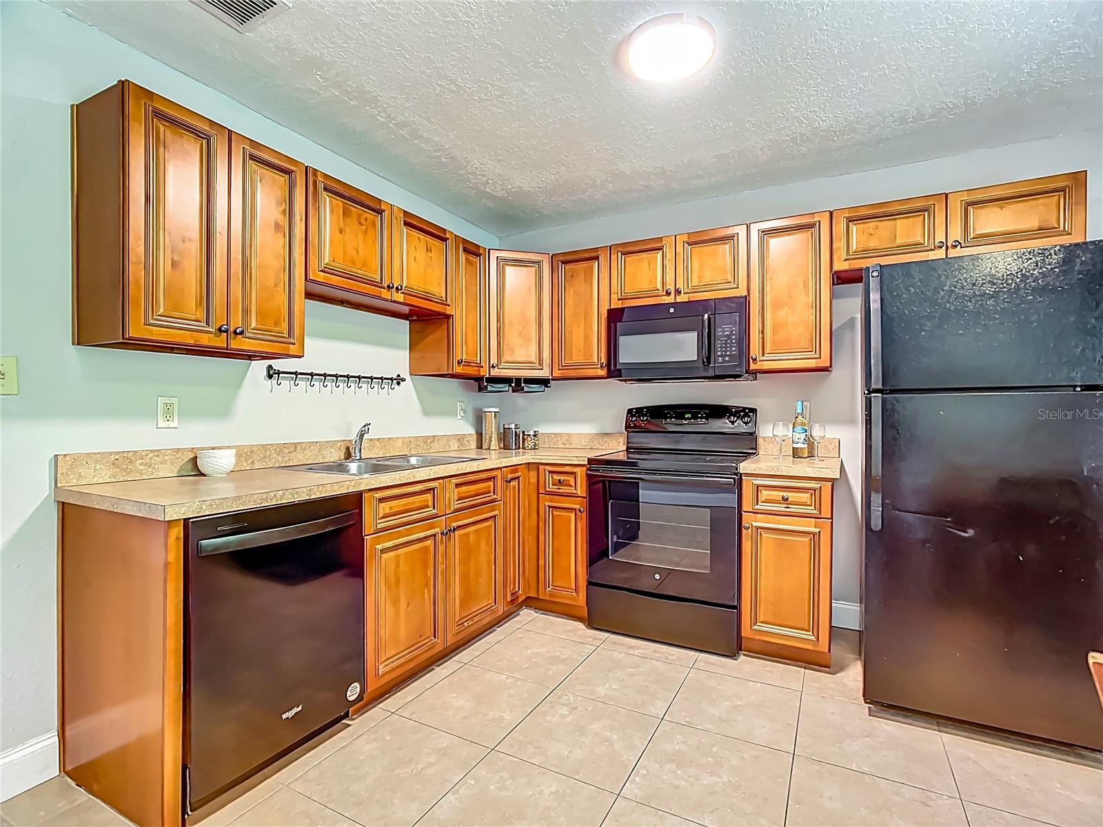 Image 8 of 42 For 2906 Willow Drive