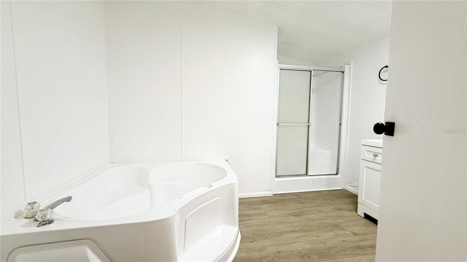 Image 11 of 17 For 6535 Fernwood Drive