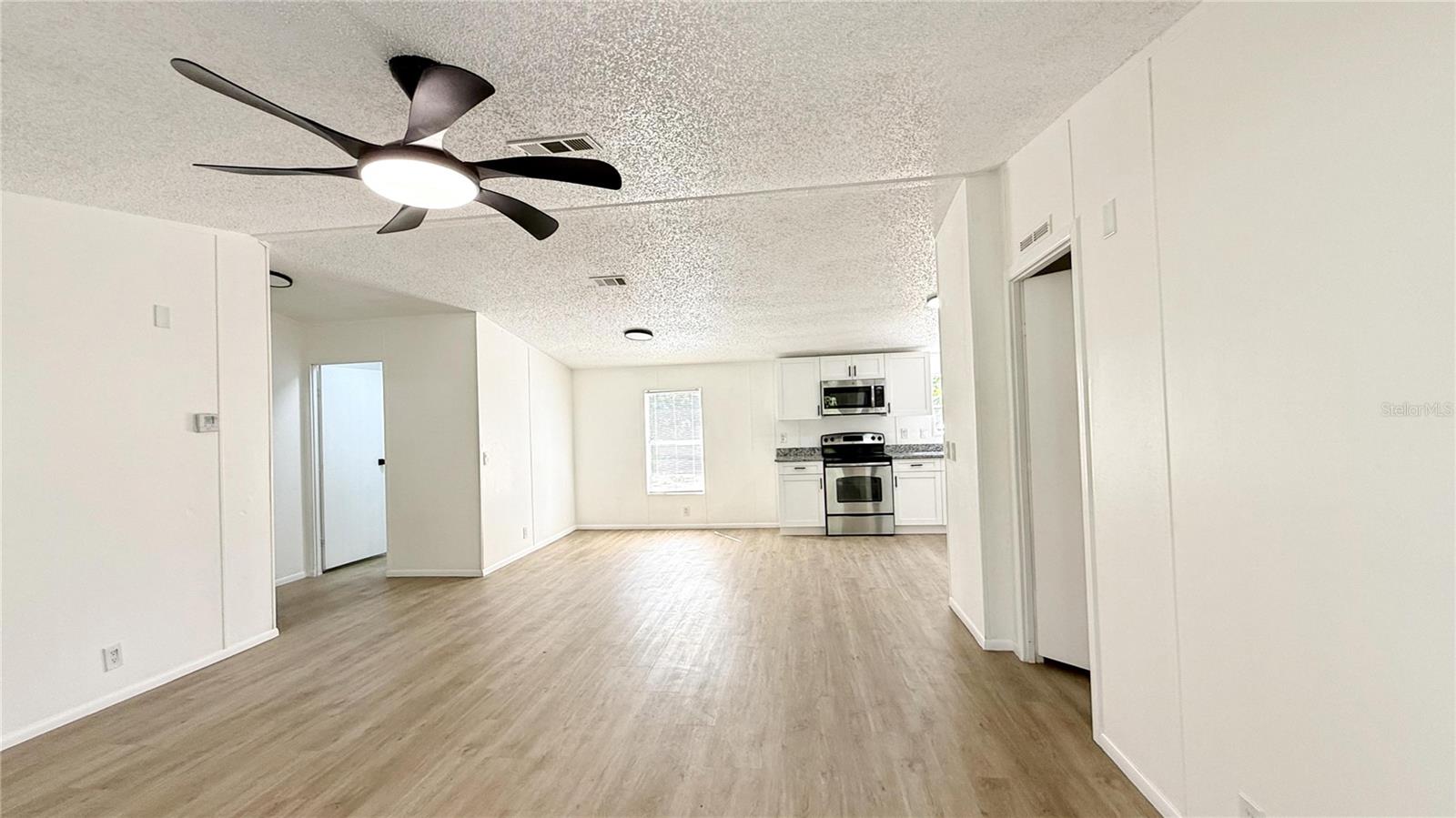 Image 4 of 17 For 6535 Fernwood Drive