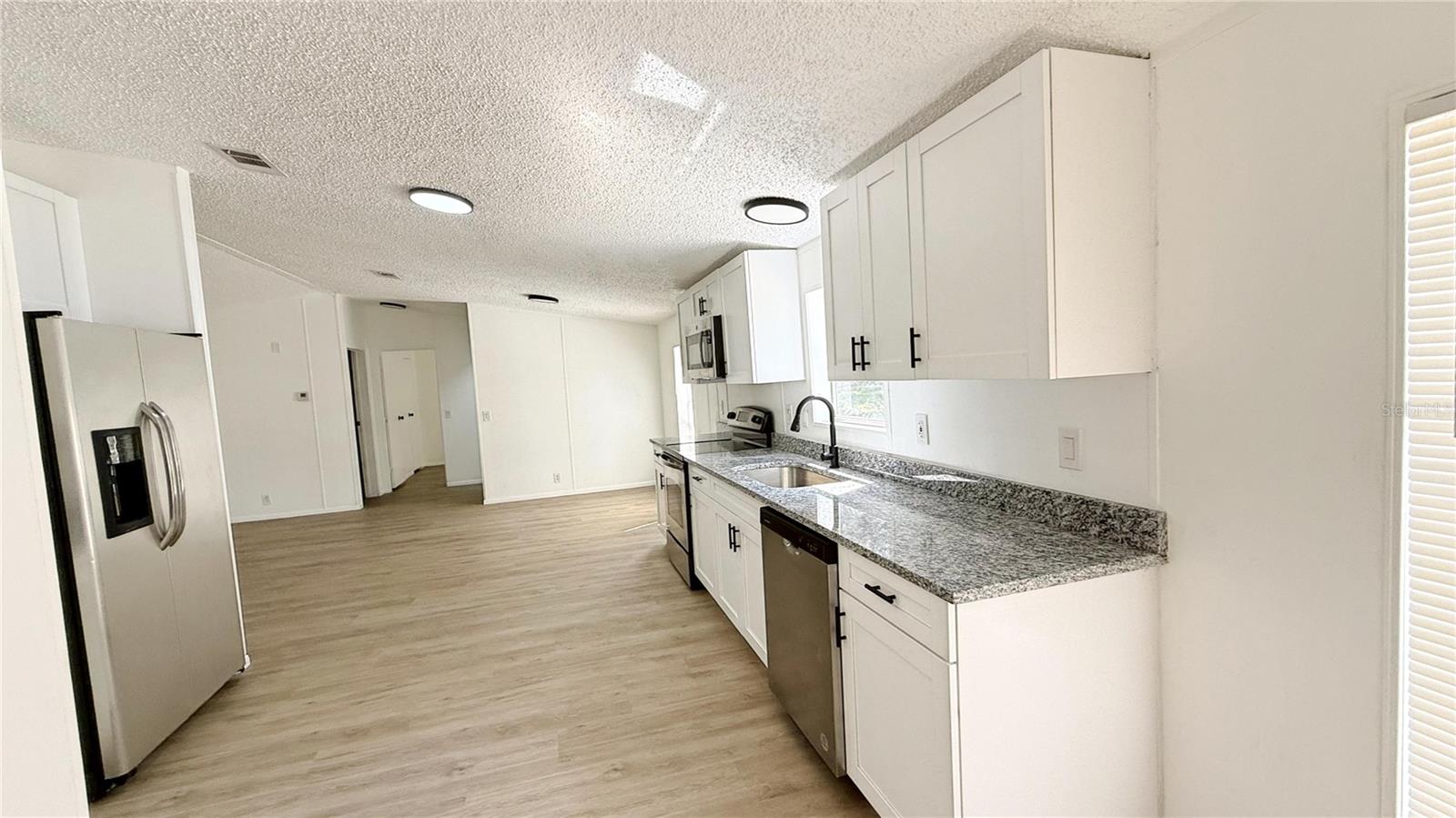 Image 6 of 17 For 6535 Fernwood Drive