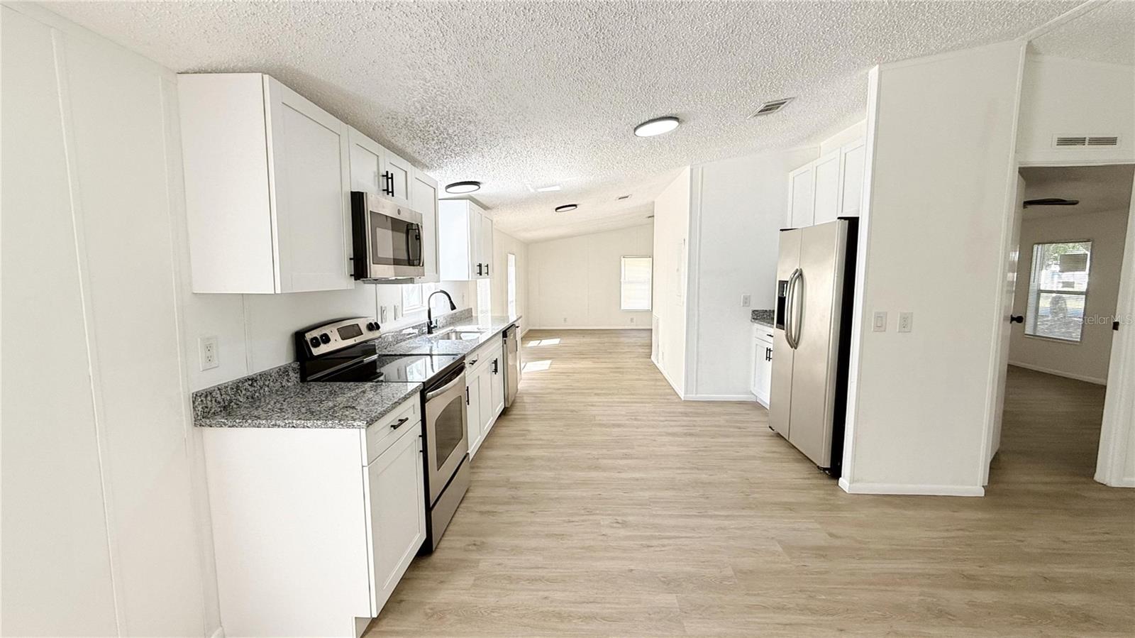Image 8 of 17 For 6535 Fernwood Drive