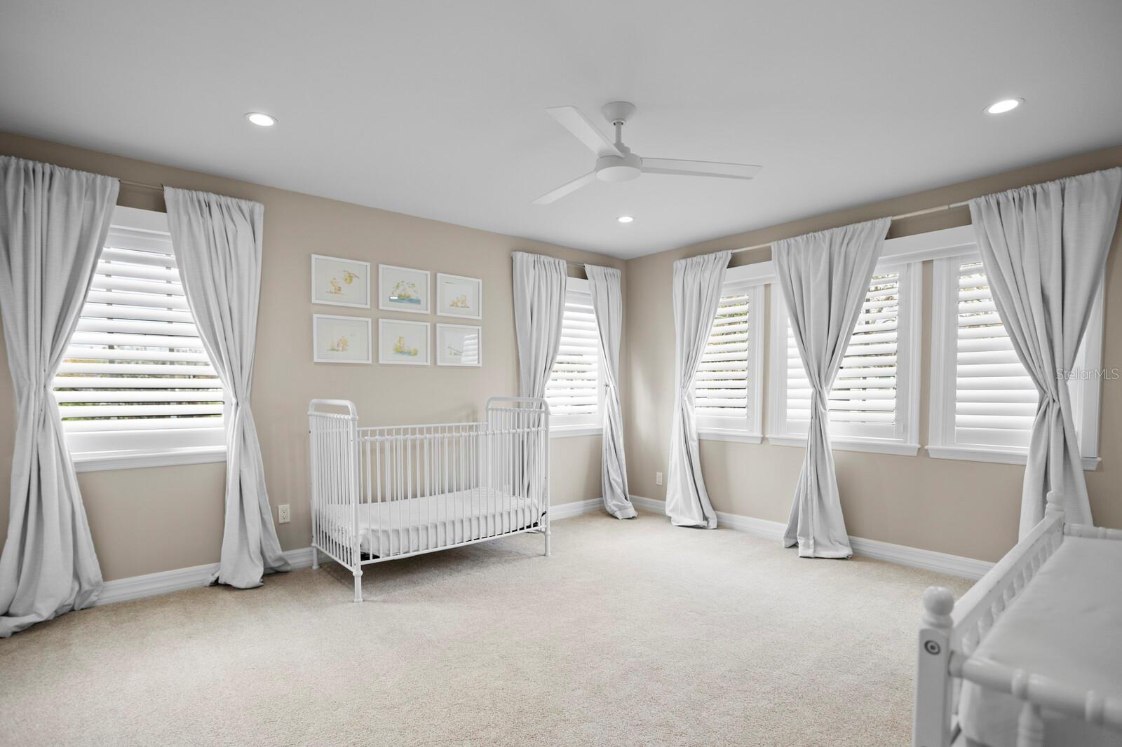 Image 27 of 46 For 5004 Leona Street