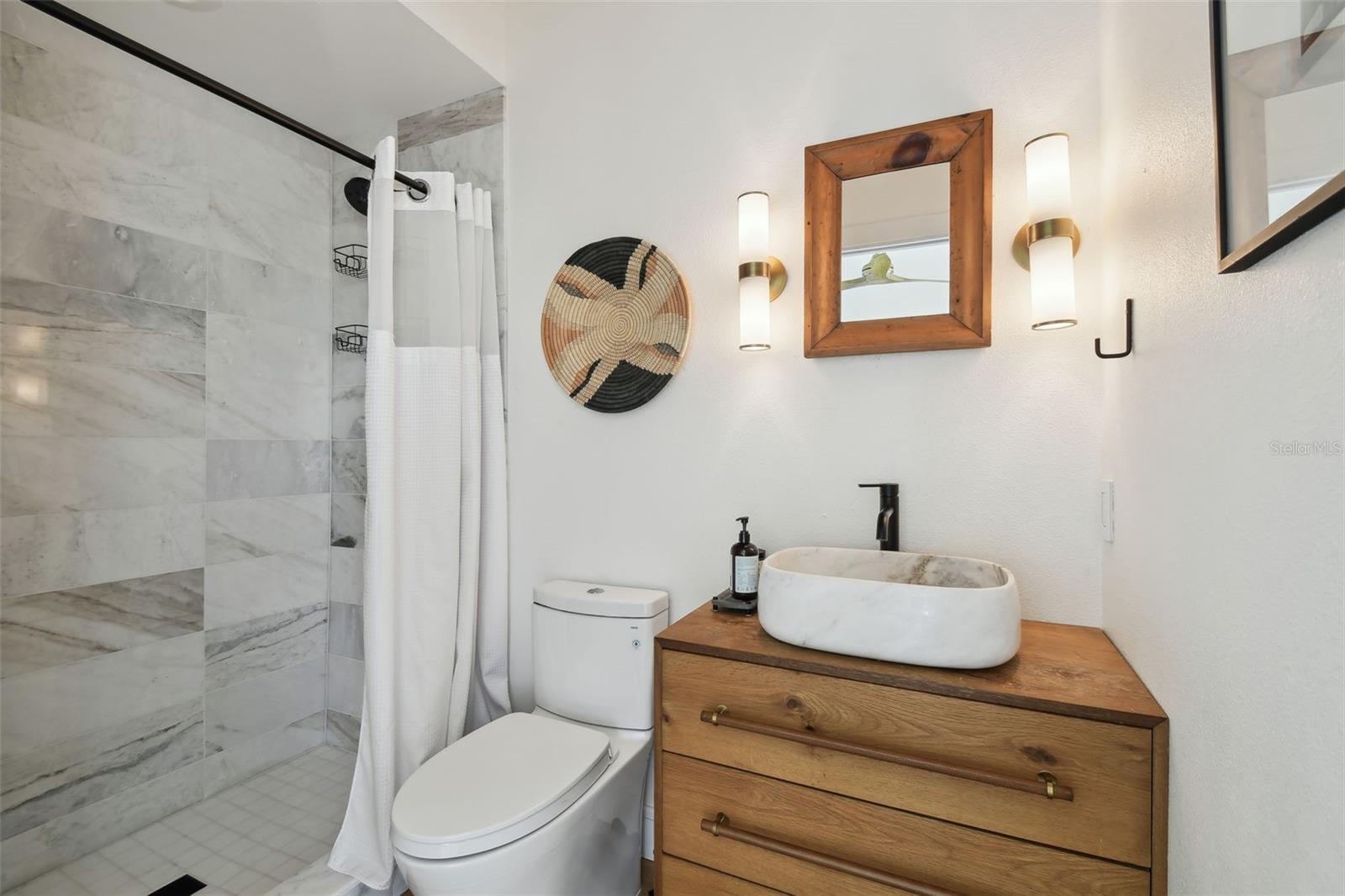 Image 10 of 25 For 1640 Sea Breeze Drive