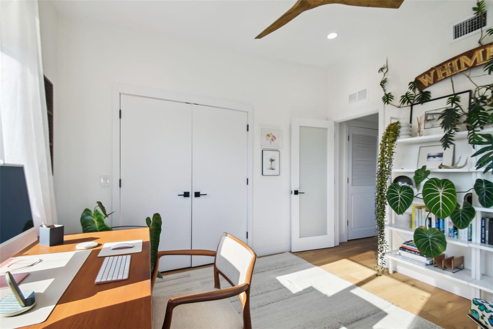 Image 11 of 25 For 1640 Sea Breeze Drive