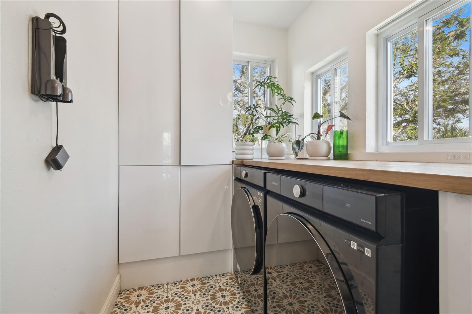 Image 16 of 25 For 1640 Sea Breeze Drive